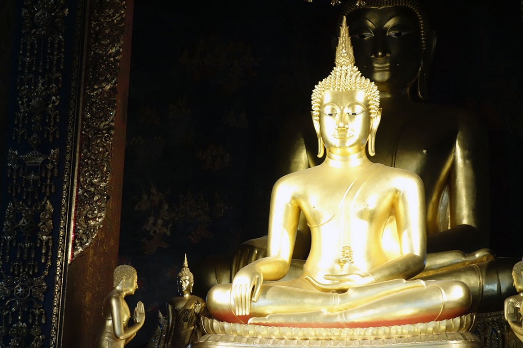 Big big buddhas