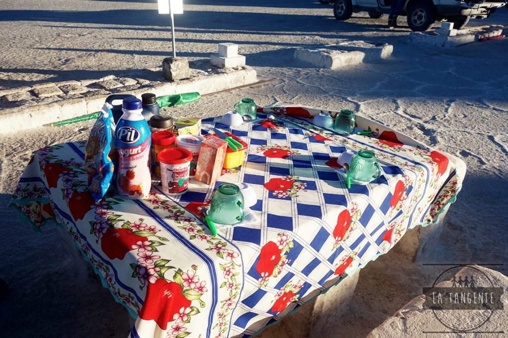 Petit-dej sur le salar